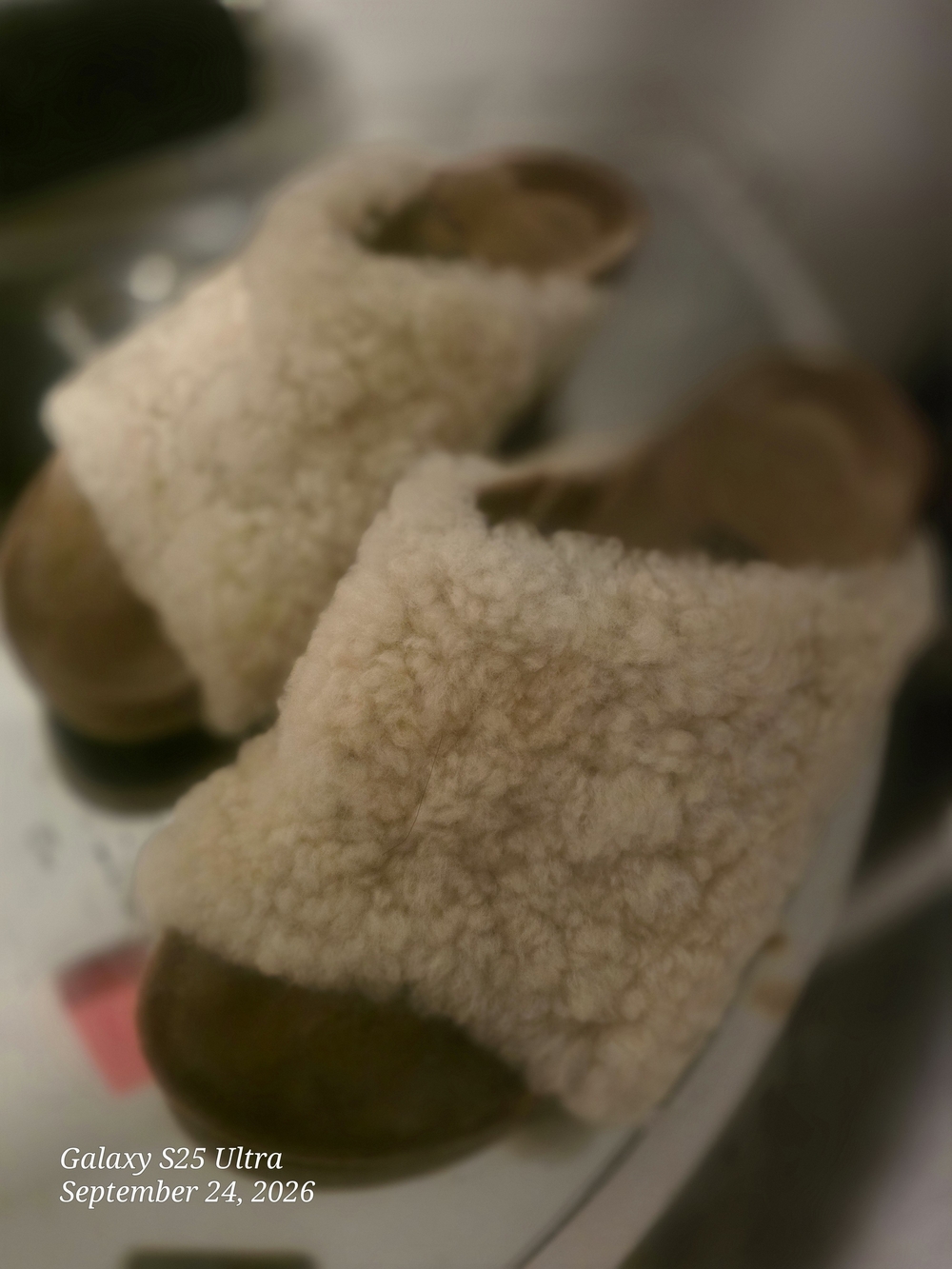 Cozy Kids Shearling Slide Slippers - Cream